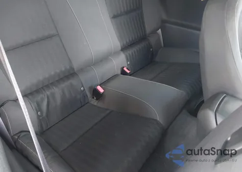 2015 Chevrolet Camaro 2Ls z USA, uszkodzony, nr VIN 2G1FB1E33F9281229